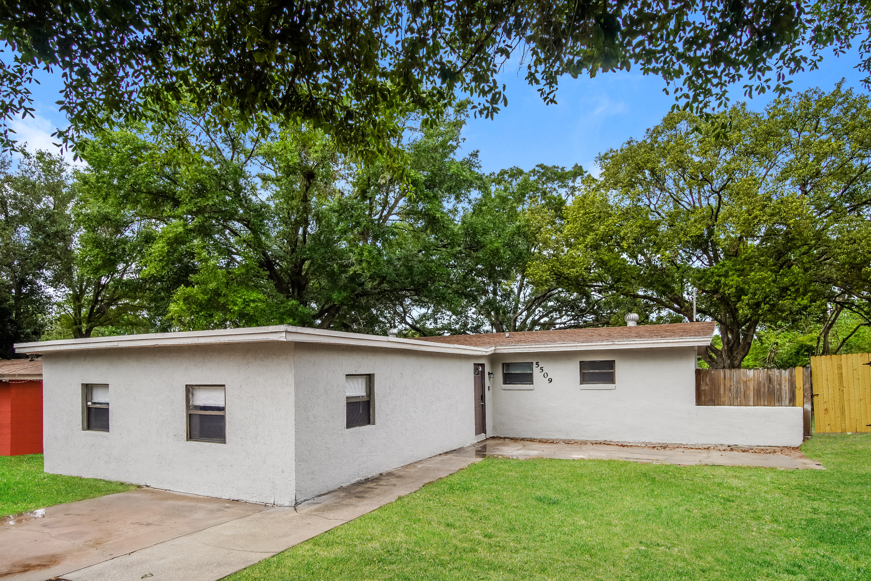 5509 Lejeune Drive Orlando, FL 32808
